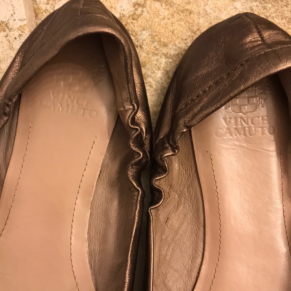 Vince Camuto Ballet Flats - Picture 3 of 9